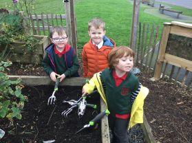 Outdoor Learning :- Mrs Acheson’s class