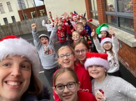 Y5 Mrs Adams - Santa :8