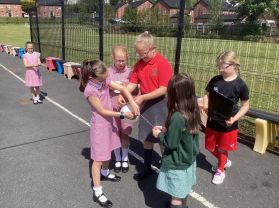 Y5 Balloon Rockets