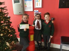 Mrs Jordan/Mrs Stewart’s class posting our Santa letters