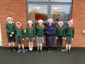 Mr Masters’ Class enjoy the Santa Run.