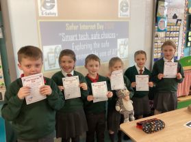 Safer Internet Day in Year 4 Mrs Snoddy’s room! 